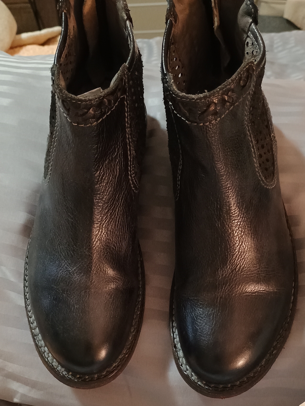 NWOTS Bed/Stu Cobbler Series Baylene Leather Back Zip Ankle Boots Black 6.5
